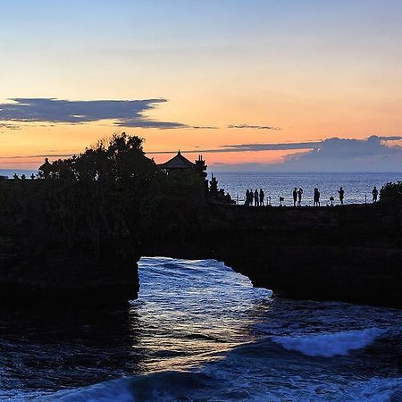 Zen Rooms Seminyak Umalas Kauh Кута Екстериор снимка