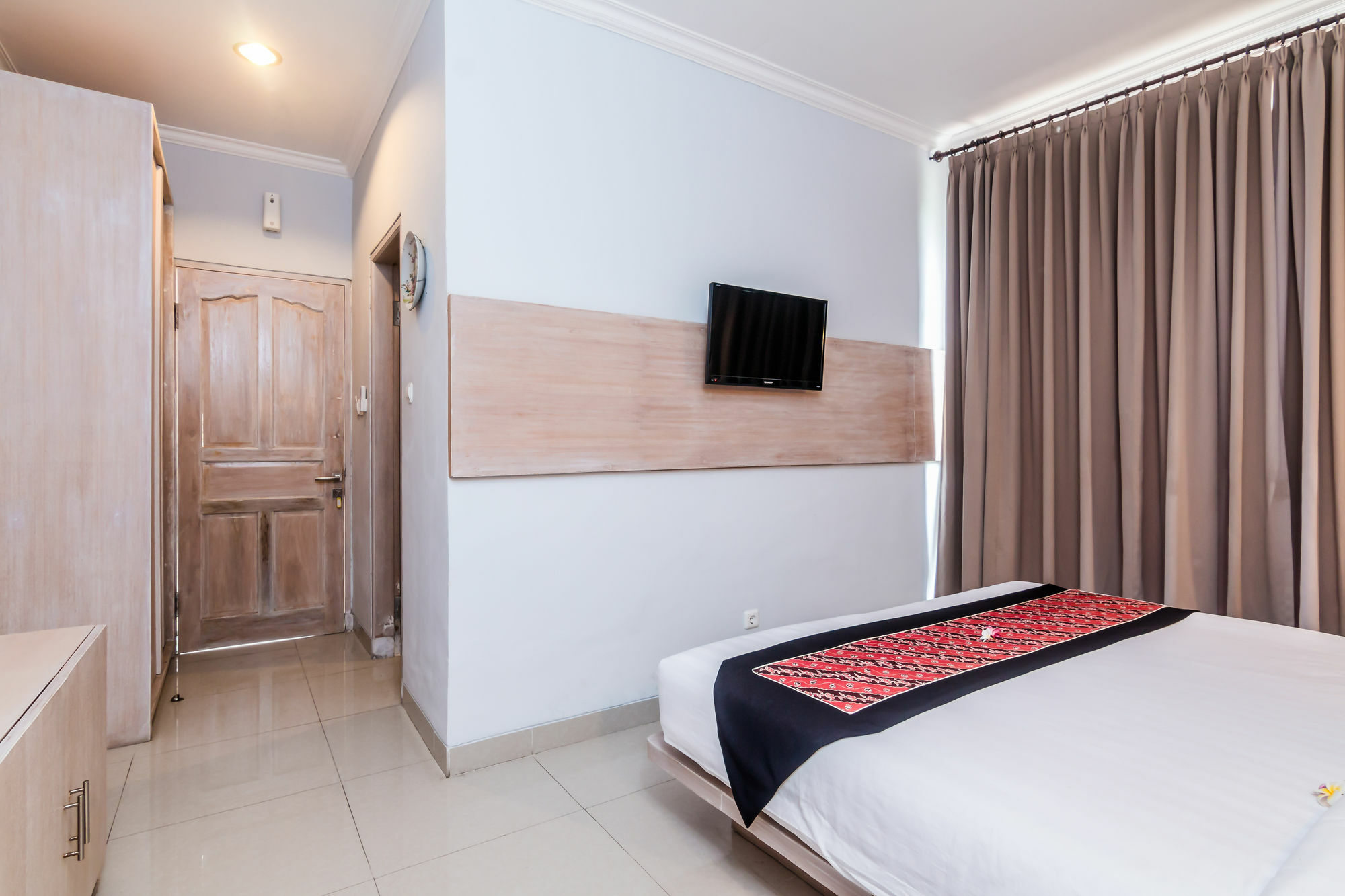 Zen Rooms Seminyak Umalas Kauh Кута Екстериор снимка